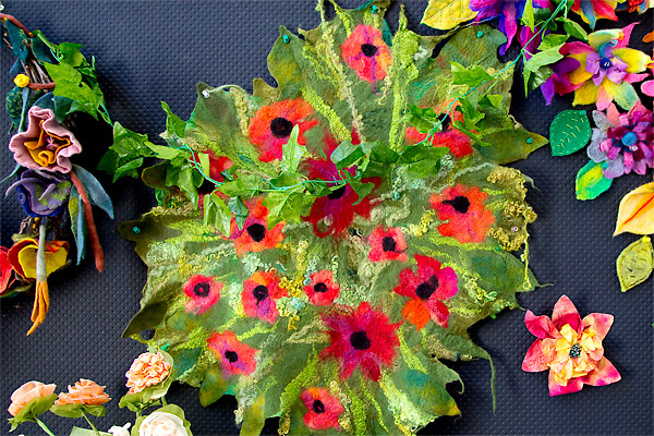 Textile Group Christmas decorations - Peninsula Arts foyer - photo Leoni Jenkin Christmas textile art floral display